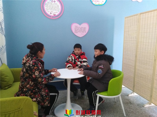 心理咨詢室在銅山區柳新鎮李莊小學已正式成立