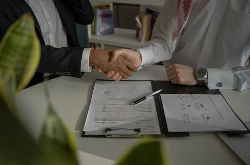 凱文教育與智譜華章聯手，布局AI智能產品與房地產信息咨詢新領域